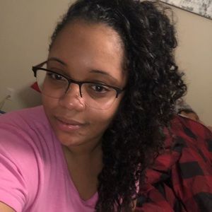 Meet your Posher, Melanie